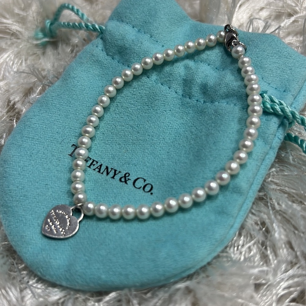 Tiffany and co Mini pearl bead bracelet
